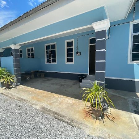 D'Paya Homestay 바촉 외부 사진