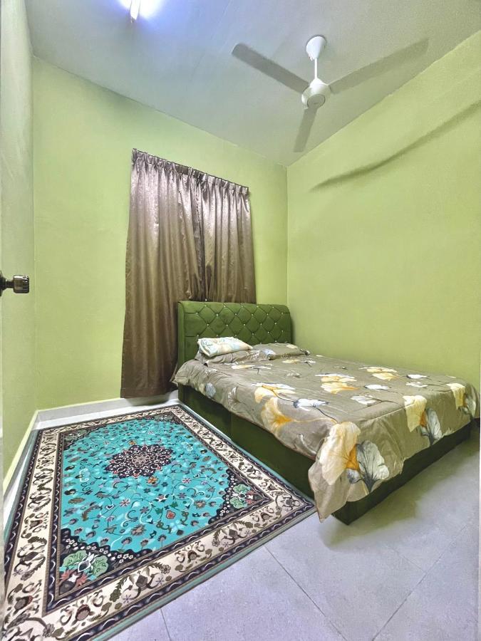 D'Paya Homestay 바촉 외부 사진